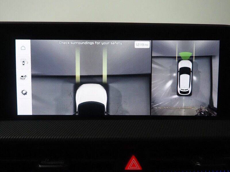 2023 Kia EV6 GT AWD *HEADS-UP DISPLAY, NAVIGATION, ADAPTIVE CRUISE, SAFETY ALERTS, 360 VIEW CAMERAS, MOONROOF, HEATED SPORT SEATS/STEERING, REMOTE PARKING, MERIDIAN AUDIO, WIRELESS CHARGING, APPLE CARPLAY Round Rock TX