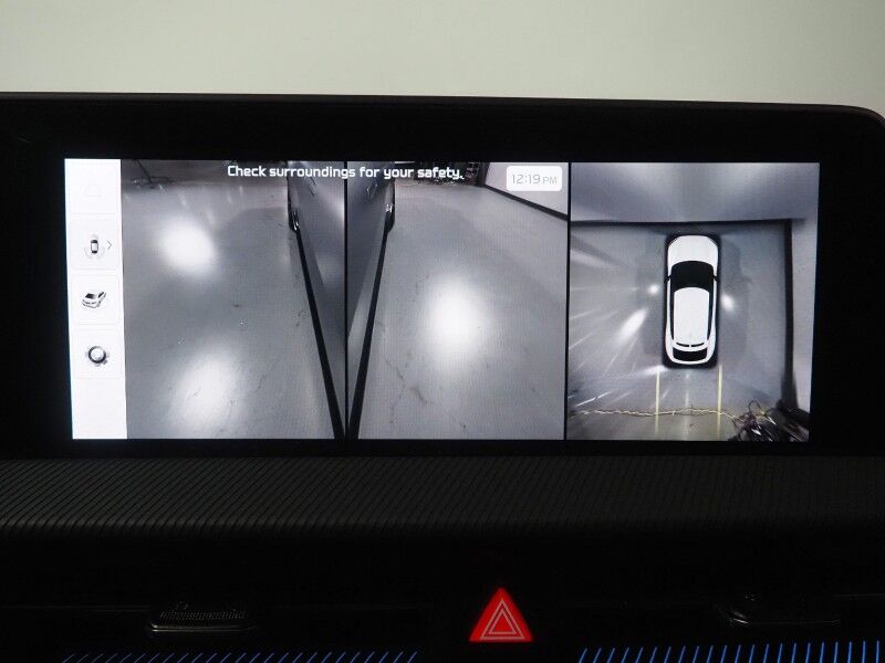 2023 Kia EV6 GT AWD *HEADS-UP DISPLAY, NAVIGATION, ADAPTIVE CRUISE, SAFETY ALERTS, 360 VIEW CAMERAS, MOONROOF, HEATED SPORT SEATS/STEERING, REMOTE PARKING, MERIDIAN AUDIO, WIRELESS CHARGING, APPLE CARPLAY Round Rock TX