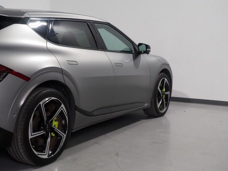 2023 Kia EV6 GT AWD *HEADS-UP DISPLAY, NAVIGATION, ADAPTIVE CRUISE, SAFETY ALERTS, 360 VIEW CAMERAS, MOONROOF, HEATED SPORT SEATS/STEERING, REMOTE PARKING, MERIDIAN AUDIO, WIRELESS CHARGING, APPLE CARPLAY Round Rock TX