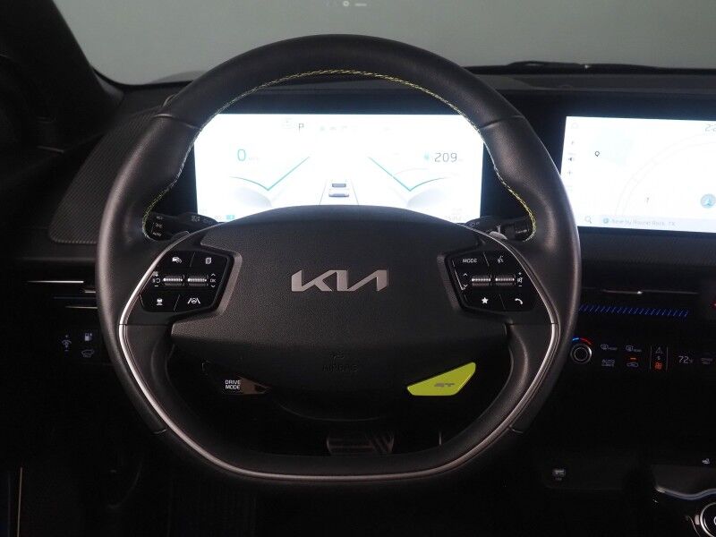 2023 Kia EV6 GT AWD *HEADS-UP DISPLAY, NAVIGATION, ADAPTIVE CRUISE, SAFETY ALERTS, 360 VIEW CAMERAS, MOONROOF, HEATED SPORT SEATS/STEERING, REMOTE PARKING, MERIDIAN AUDIO, WIRELESS CHARGING, APPLE CARPLAY Round Rock TX