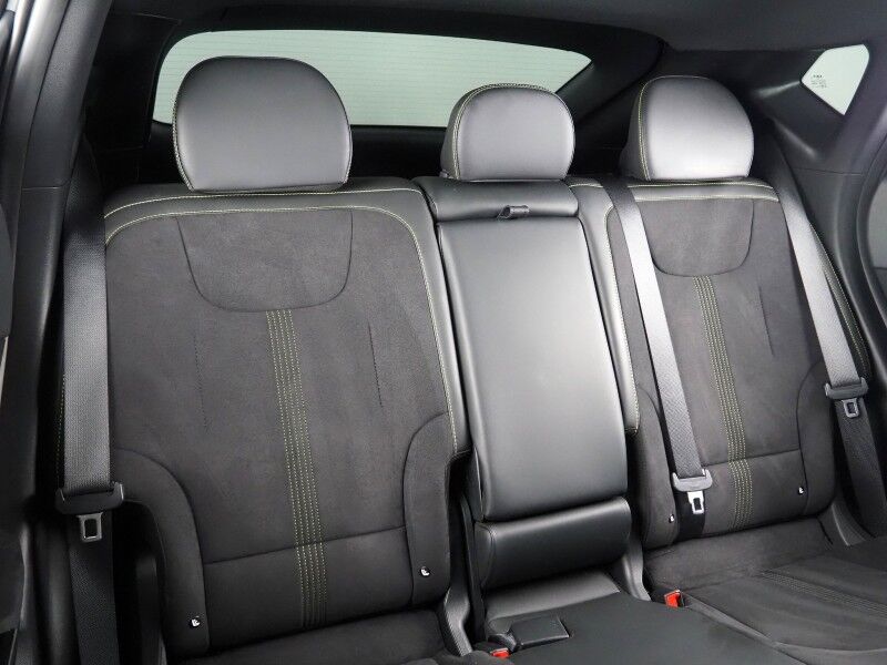 2023 Kia EV6 GT AWD *HEADS-UP DISPLAY, NAVIGATION, ADAPTIVE CRUISE, SAFETY ALERTS, 360 VIEW CAMERAS, MOONROOF, HEATED SPORT SEATS/STEERING, REMOTE PARKING, MERIDIAN AUDIO, WIRELESS CHARGING, APPLE CARPLAY Round Rock TX