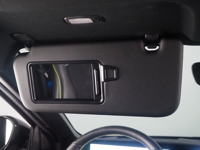 2023 Kia EV6 GT AWD *HEADS-UP DISPLAY, NAVIGATION, ADAPTIVE CRUISE, SAFETY ALERTS, 360 VIEW CAMERAS, MOONROOF, HEATED SPORT SEATS/STEERING, REMOTE PARKING, MERIDIAN AUDIO, WIRELESS CHARGING, APPLE CARPLAY Round Rock TX