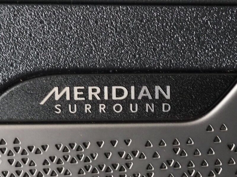 2023 Kia EV6 GT-Line AWD *HEADS-UP DISPLAY, NAVIGATION, ADAPTIVE CRUISE, SAFETY ALERTS, 360 VIEW CAMERAS, MOONROOF, CLIMATE SEATS, HEATED STEERING, 20 INCH WHEELS, MERIDIAN AUDIO, WIRELESS CHARGING, ANDROID & APPLE Round Rock TX