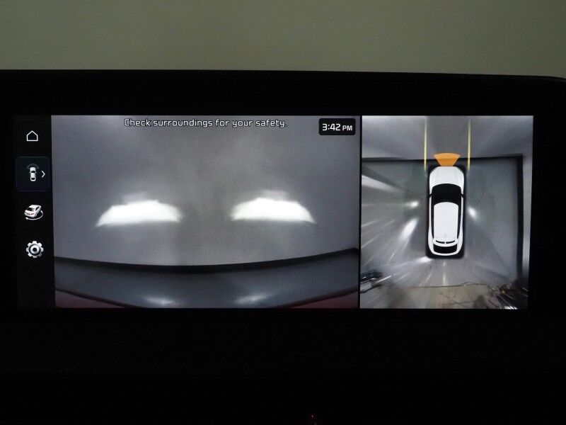 2023 Kia EV6 GT-Line AWD *HEADS-UP DISPLAY, NAVIGATION, ADAPTIVE CRUISE, SAFETY ALERTS, 360 VIEW CAMERAS, MOONROOF, CLIMATE SEATS, HEATED STEERING, 20 INCH WHEELS, MERIDIAN AUDIO, WIRELESS CHARGING, ANDROID & APPLE Round Rock TX