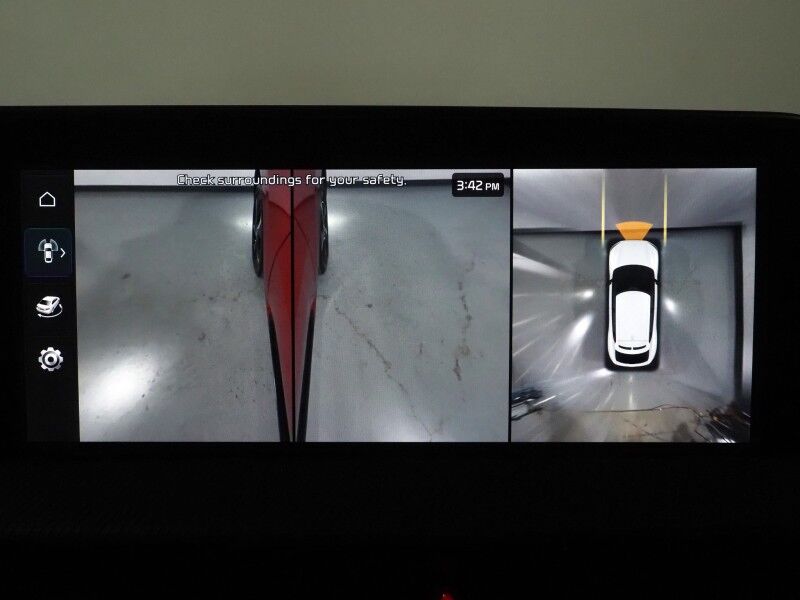 2023 Kia EV6 GT-Line AWD *HEADS-UP DISPLAY, NAVIGATION, ADAPTIVE CRUISE, SAFETY ALERTS, 360 VIEW CAMERAS, MOONROOF, CLIMATE SEATS, HEATED STEERING, 20 INCH WHEELS, MERIDIAN AUDIO, WIRELESS CHARGING, ANDROID & APPLE Round Rock TX