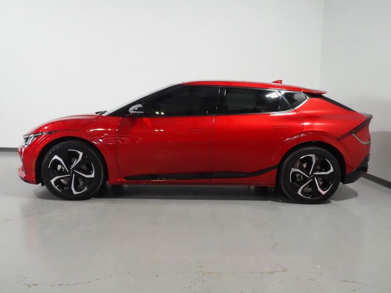 2023 Kia EV6 GT-Line AWD *HEADS-UP DISPLAY, NAVIGATION, ADAPTIVE CRUISE, SAFETY ALERTS, 360 VIEW CAMERAS, MOONROOF, CLIMATE SEATS, HEATED STEERING, 20 INCH WHEELS, MERIDIAN AUDIO, WIRELESS CHARGING, ANDROID & APPLE Round Rock TX
