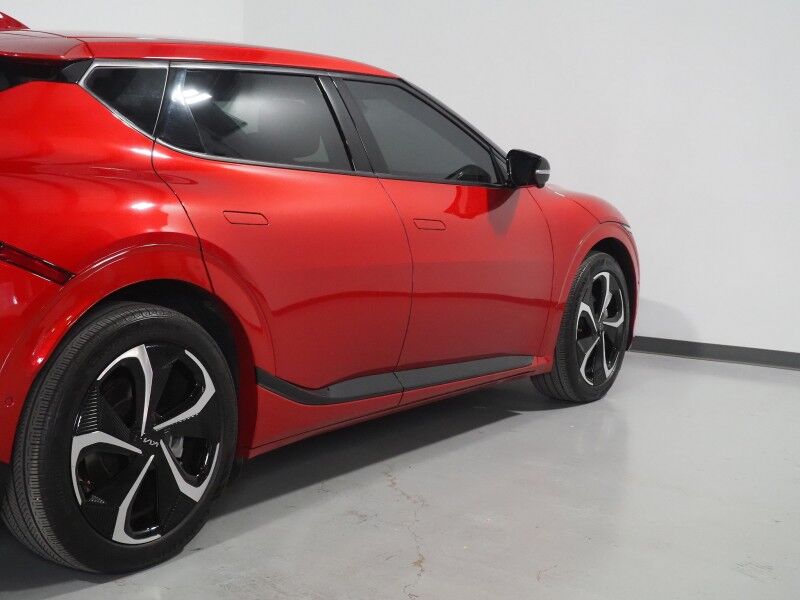 2023 Kia EV6 GT-Line AWD *HEADS-UP DISPLAY, NAVIGATION, ADAPTIVE CRUISE, SAFETY ALERTS, 360 VIEW CAMERAS, MOONROOF, CLIMATE SEATS, HEATED STEERING, 20 INCH WHEELS, MERIDIAN AUDIO, WIRELESS CHARGING, ANDROID & APPLE Round Rock TX