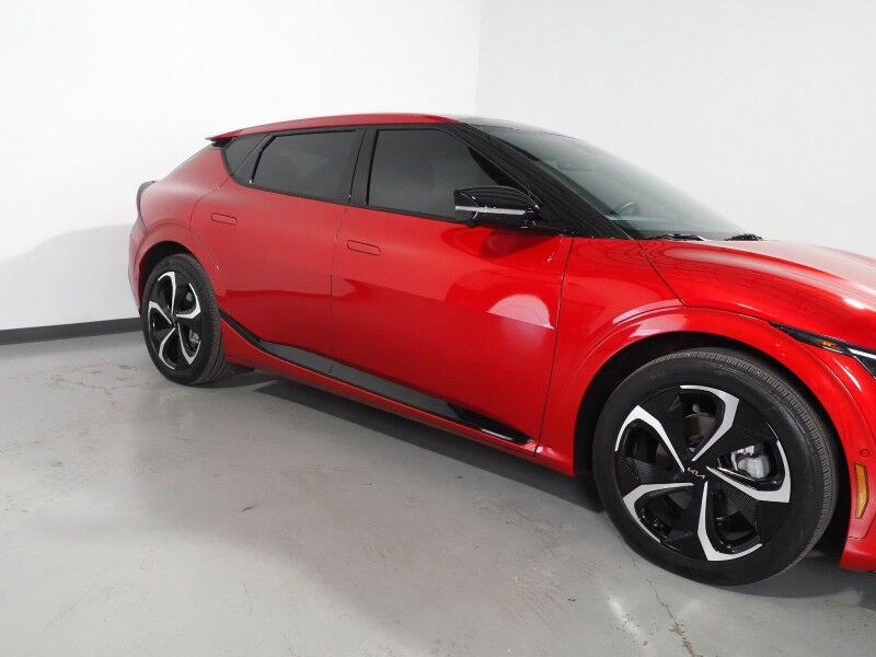 2023 Kia EV6 GT-Line AWD *HEADS-UP DISPLAY, NAVIGATION, ADAPTIVE CRUISE, SAFETY ALERTS, 360 VIEW CAMERAS, MOONROOF, CLIMATE SEATS, HEATED STEERING, 20 INCH WHEELS, MERIDIAN AUDIO, WIRELESS CHARGING, ANDROID & APPLE Round Rock TX