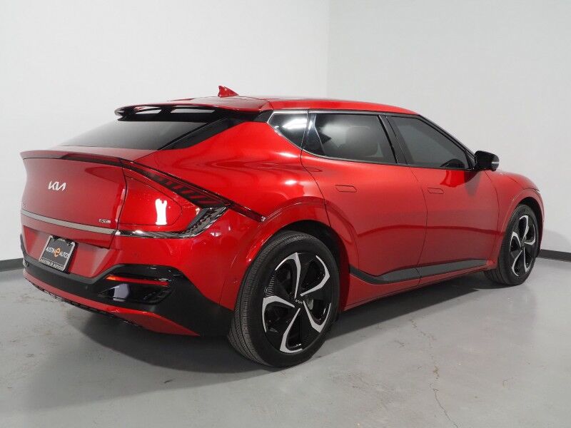 2023 Kia EV6 GT-Line AWD *HEADS-UP DISPLAY, NAVIGATION, ADAPTIVE CRUISE, SAFETY ALERTS, 360 VIEW CAMERAS, MOONROOF, CLIMATE SEATS, HEATED STEERING, 20 INCH WHEELS, MERIDIAN AUDIO, WIRELESS CHARGING, ANDROID & APPLE Round Rock TX