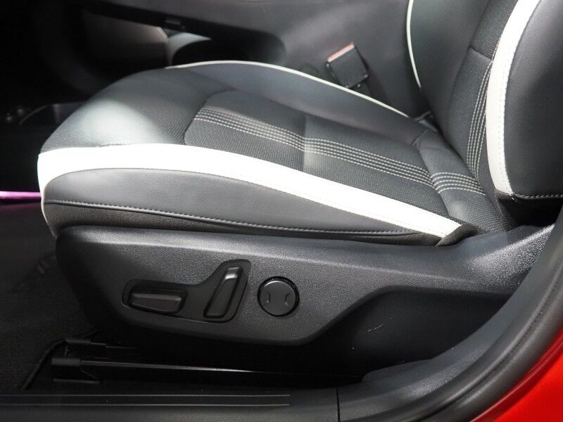 2023 Kia EV6 GT-Line AWD *HEADS-UP DISPLAY, NAVIGATION, ADAPTIVE CRUISE, SAFETY ALERTS, 360 VIEW CAMERAS, MOONROOF, CLIMATE SEATS, HEATED STEERING, 20 INCH WHEELS, MERIDIAN AUDIO, WIRELESS CHARGING, ANDROID & APPLE Round Rock TX