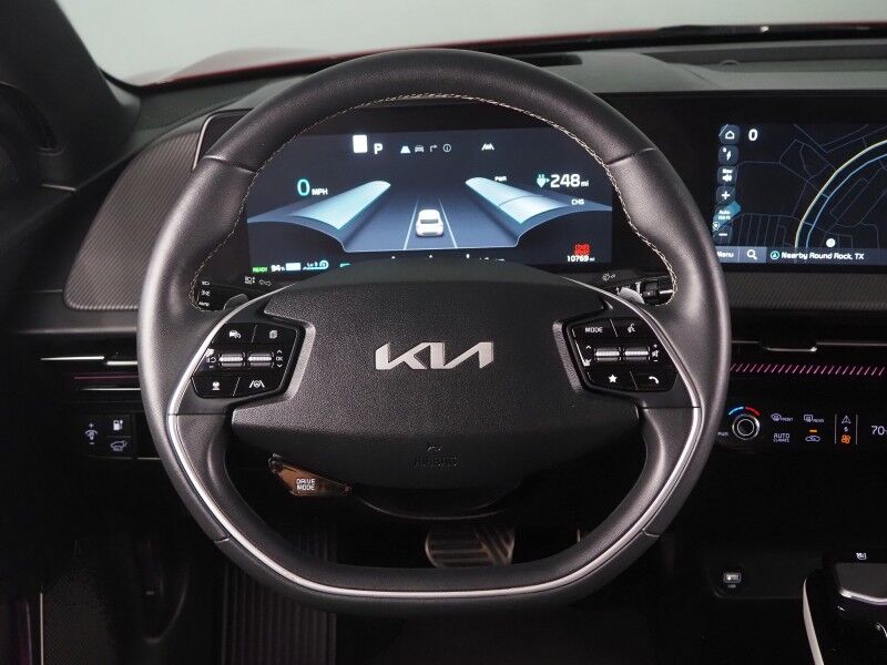2023 Kia EV6 GT-Line AWD *HEADS-UP DISPLAY, NAVIGATION, ADAPTIVE CRUISE, SAFETY ALERTS, 360 VIEW CAMERAS, MOONROOF, CLIMATE SEATS, HEATED STEERING, 20 INCH WHEELS, MERIDIAN AUDIO, WIRELESS CHARGING, ANDROID & APPLE Round Rock TX