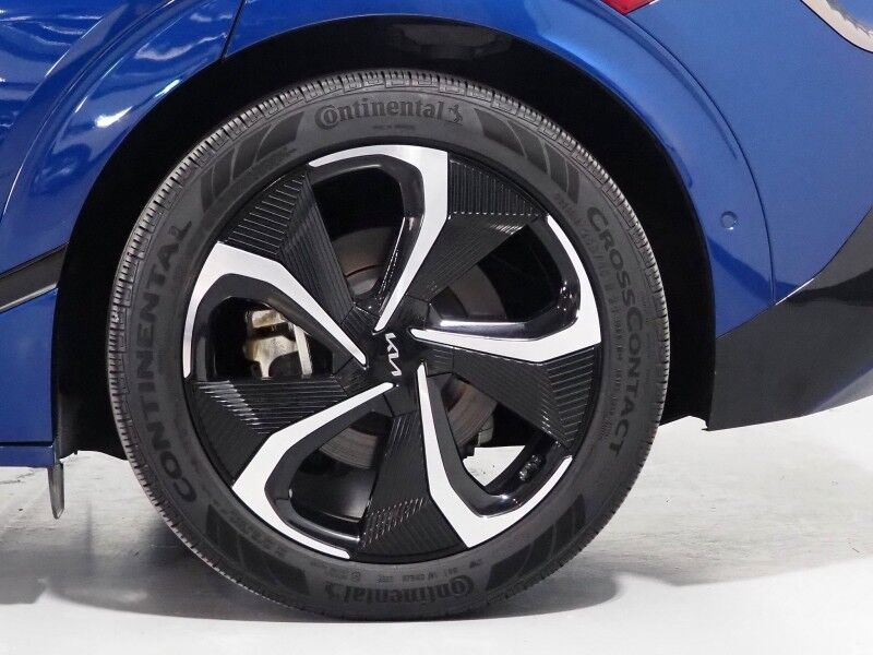 2023 Kia EV6 GT-Line AWD *HEADS-UP DISPLAY, NAVIGATION, ADAPTIVE CRUISE, SAFETY ALERTS, 360 VIEW CAMERAS, MOONROOF, CLIMATE SEATS, HEATED STEERING, MERIDIAN AUDIO, WIRELESS CHARGING, ANDROID & APPLE Round Rock TX