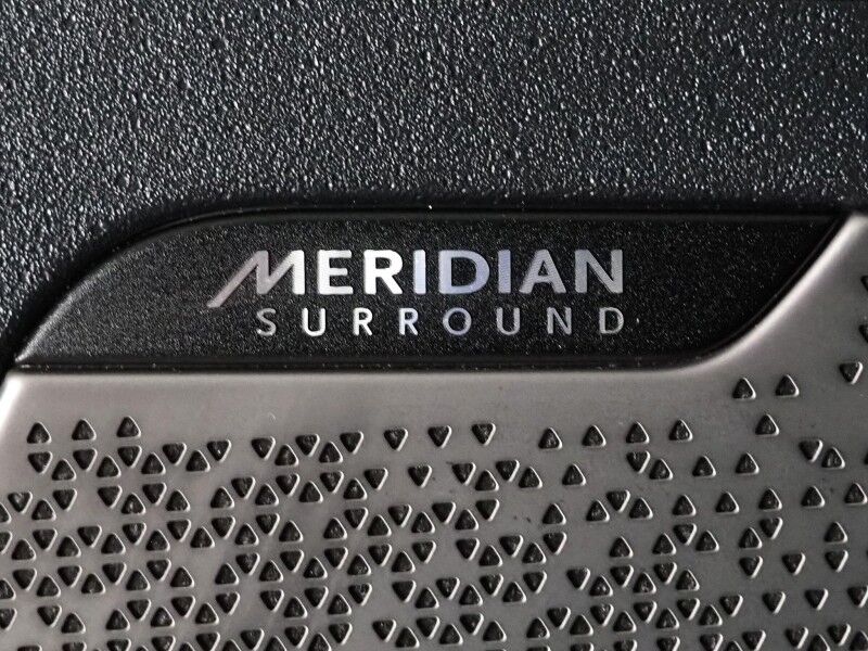 2023 Kia EV6 GT-Line AWD *HEADS-UP DISPLAY, NAVIGATION, ADAPTIVE CRUISE, SAFETY ALERTS, 360 VIEW CAMERAS, MOONROOF, CLIMATE SEATS, HEATED STEERING, MERIDIAN AUDIO, WIRELESS CHARGING, ANDROID & APPLE Round Rock TX