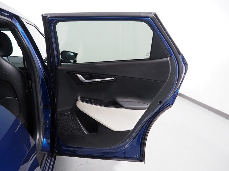 2023 Kia EV6 GT-Line AWD *HEADS-UP DISPLAY, NAVIGATION, ADAPTIVE CRUISE, SAFETY ALERTS, 360 VIEW CAMERAS, MOONROOF, CLIMATE SEATS, HEATED STEERING, MERIDIAN AUDIO, WIRELESS CHARGING, ANDROID & APPLE Round Rock TX