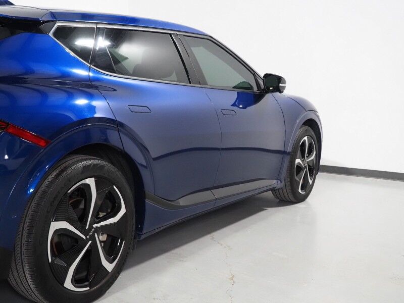 2023 Kia EV6 GT-Line AWD *HEADS-UP DISPLAY, NAVIGATION, ADAPTIVE CRUISE, SAFETY ALERTS, 360 VIEW CAMERAS, MOONROOF, CLIMATE SEATS, HEATED STEERING, MERIDIAN AUDIO, WIRELESS CHARGING, ANDROID & APPLE Round Rock TX