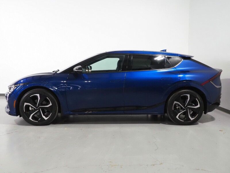 2023 Kia EV6 GT-Line AWD *HEADS-UP DISPLAY, NAVIGATION, ADAPTIVE CRUISE, SAFETY ALERTS, 360 VIEW CAMERAS, MOONROOF, SUEDE LEATHER, CLIMATE SEATS, HEATED STEERING, MERIDIAN AUDIO, WIRELESS CHARGING, ANDROID & APPLE Round Rock TX