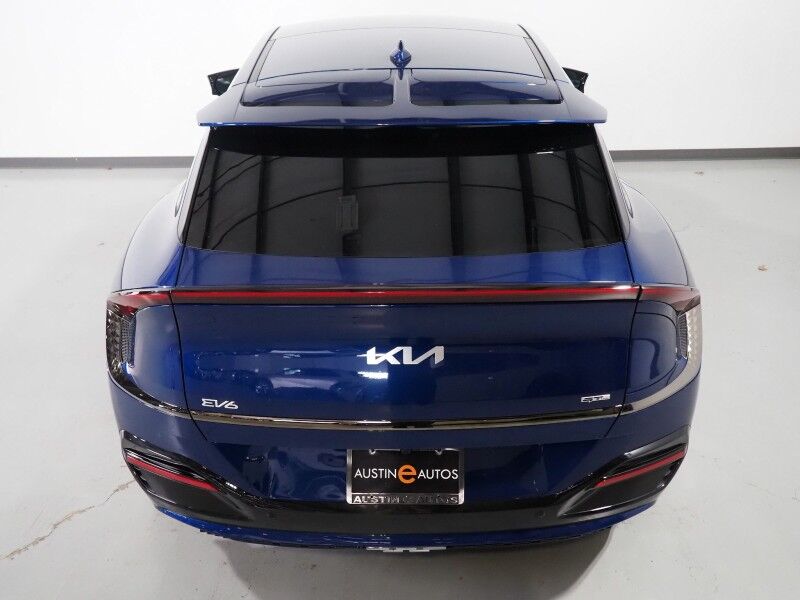 2023 Kia EV6 GT-Line AWD *HEADS-UP DISPLAY, NAVIGATION, ADAPTIVE CRUISE, SAFETY ALERTS, 360 VIEW CAMERAS, MOONROOF, SUEDE LEATHER, CLIMATE SEATS, HEATED STEERING, MERIDIAN AUDIO, WIRELESS CHARGING, ANDROID & APPLE Round Rock TX