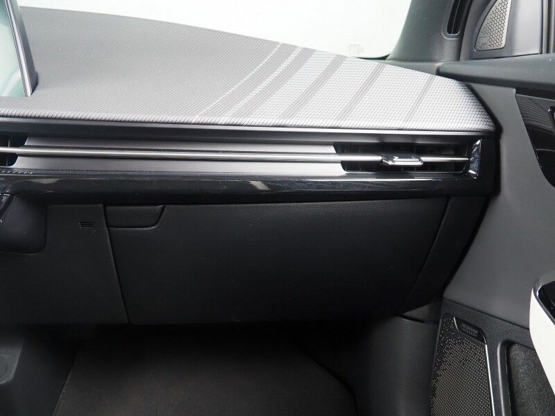 2023 Kia EV6 GT-Line AWD *HEADS-UP DISPLAY, NAVIGATION, ADAPTIVE CRUISE, SAFETY ALERTS, 360 VIEW CAMERAS, MOONROOF, SUEDE LEATHER, CLIMATE SEATS, HEATED STEERING, MERIDIAN AUDIO, WIRELESS CHARGING, ANDROID & APPLE Round Rock TX