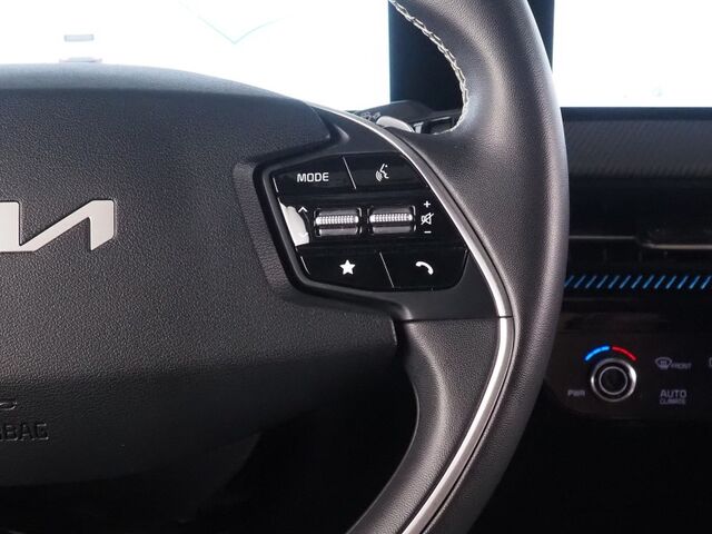 2023 Kia EV6 GT-Line *HEADS-UP DISPLAY, NAVIGATION, ADAPTIVE CRUISE, SAFETY ALERTS, 360 VIEW CAMERAS, MOONROOF, CLIMATE SEATS, 19 INCH WHEELS, MERIDIAN AUDIO, WIRELESS CHARGING, ANDROID & APPLE Round Rock TX 2023 Kia EV6 GT-Line *HEADS-UP DISPLAY, NAVIGATION, ADAPTIVE CRUISE, SAFETY ALERTS, 360 VIEW CAMERAS, MOONROOF, CLIMATE SEATS, 19 INCH WHEELS, MERIDIAN AUDIO, WIRELESS CHARGING, ANDROID & APPLE Round Rock TX
