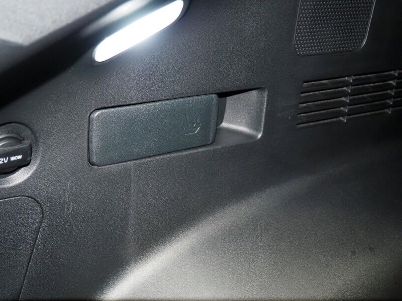 2023 Kia EV6 GT-Line *HEADS-UP DISPLAY, NAVIGATION, ADAPTIVE CRUISE, SAFETY ALERTS, 360 VIEW CAMERAS, MOONROOF, CLIMATE SEATS, 19 INCH WHEELS, MERIDIAN AUDIO, WIRELESS CHARGING, ANDROID & APPLE Round Rock TX