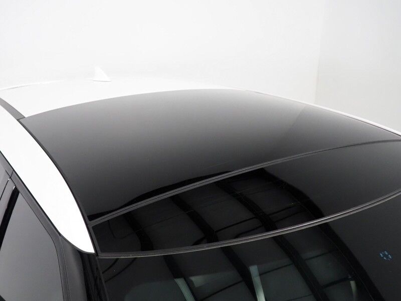 2023 Kia EV6 GT-Line *HEADS-UP DISPLAY, NAVIGATION, ADAPTIVE CRUISE, SAFETY ALERTS, 360 VIEW CAMERAS, MOONROOF, CLIMATE SEATS, 19 INCH WHEELS, MERIDIAN AUDIO, WIRELESS CHARGING, ANDROID & APPLE Round Rock TX