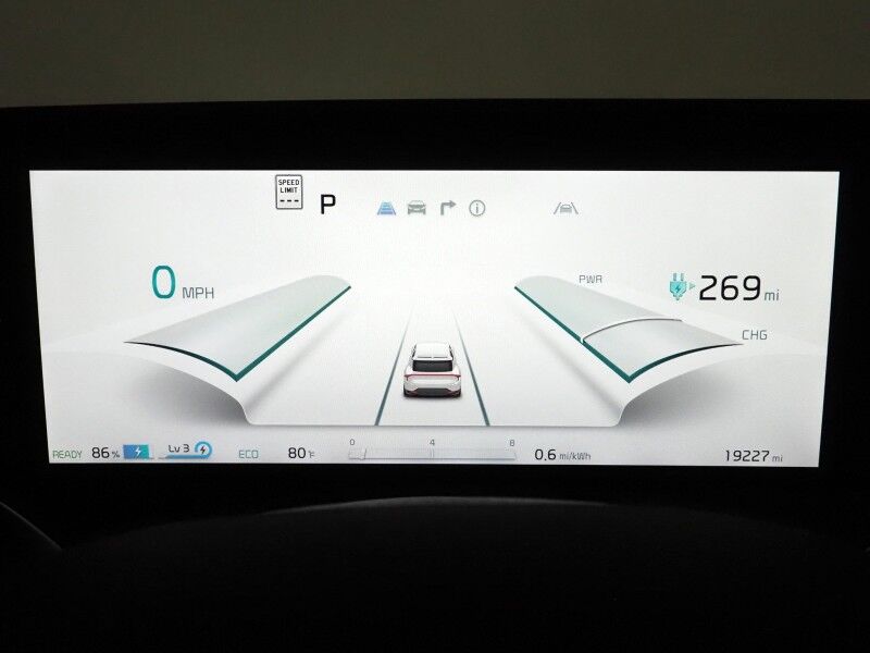 2023 Kia EV6 GT-Line *HEADS-UP DISPLAY, NAVIGATION, ADAPTIVE CRUISE, SAFETY ALERTS, 360 VIEW CAMERAS, MOONROOF, CLIMATE SEATS, 19 INCH WHEELS, MERIDIAN AUDIO, WIRELESS CHARGING, ANDROID & APPLE Round Rock TX