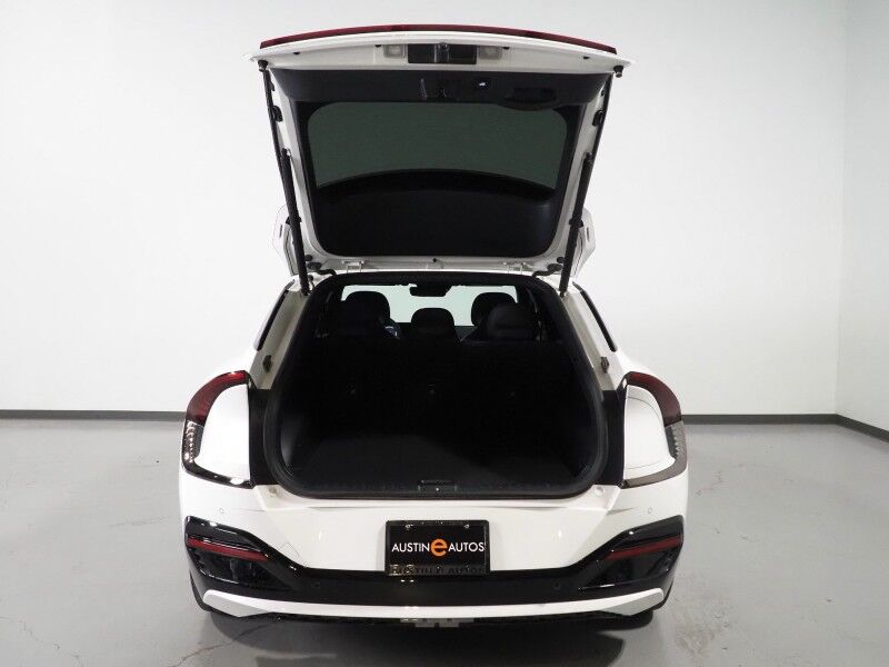 2023 Kia EV6 GT-Line *HEADS-UP DISPLAY, NAVIGATION, ADAPTIVE CRUISE, SAFETY ALERTS, 360 VIEW CAMERAS, MOONROOF, CLIMATE SEATS, 19 INCH WHEELS, MERIDIAN AUDIO, WIRELESS CHARGING, ANDROID & APPLE Round Rock TX