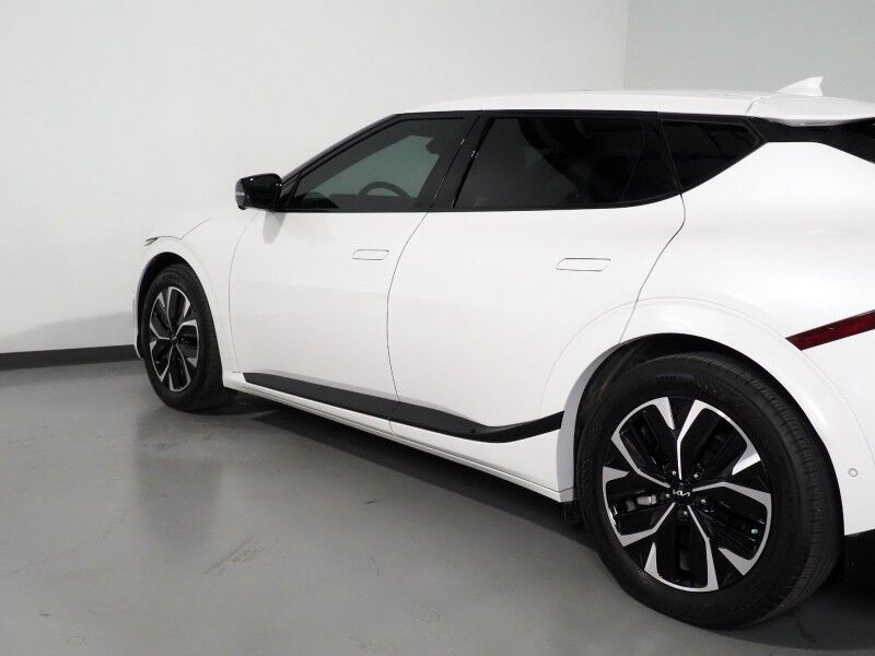 2023 Kia EV6 GT-Line *HEADS-UP DISPLAY, NAVIGATION, ADAPTIVE CRUISE, SAFETY ALERTS, 360 VIEW CAMERAS, MOONROOF, CLIMATE SEATS, 19 INCH WHEELS, MERIDIAN AUDIO, WIRELESS CHARGING, ANDROID & APPLE Round Rock TX