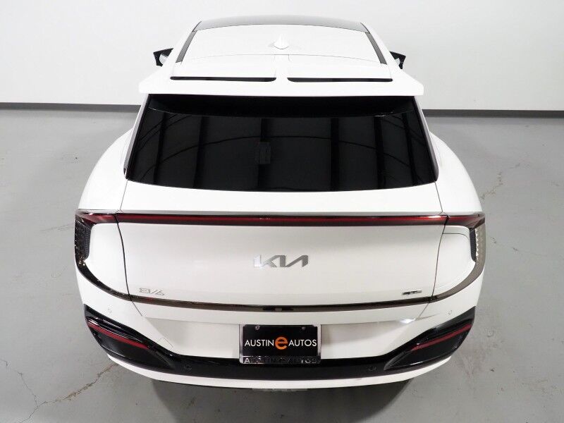2023 Kia EV6 GT-Line *HEADS-UP DISPLAY, NAVIGATION, ADAPTIVE CRUISE, SAFETY ALERTS, 360 VIEW CAMERAS, MOONROOF, CLIMATE SEATS, 19 INCH WHEELS, MERIDIAN AUDIO, WIRELESS CHARGING, ANDROID & APPLE Round Rock TX