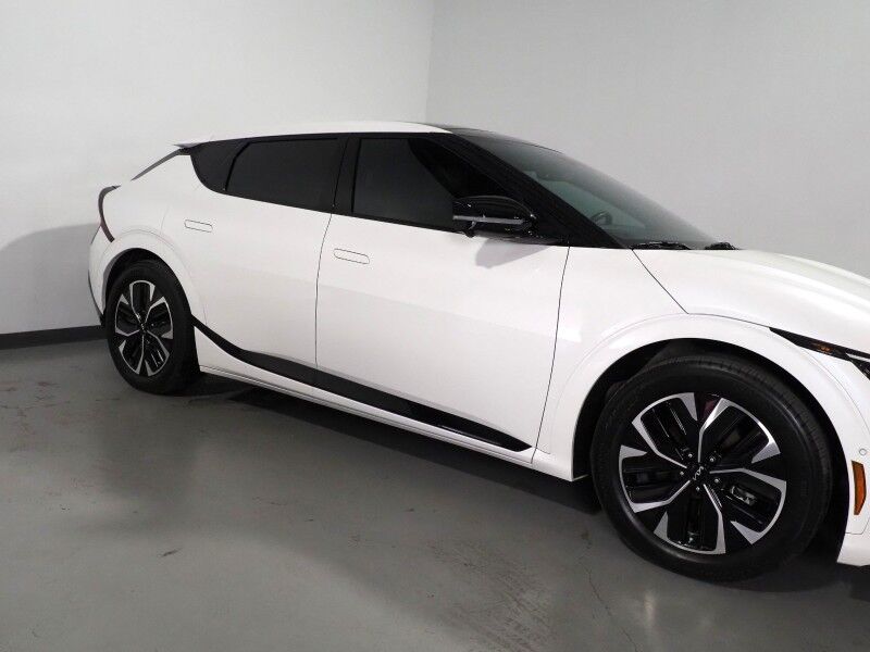 2023 Kia EV6 GT-Line *HEADS-UP DISPLAY, NAVIGATION, ADAPTIVE CRUISE, SAFETY ALERTS, 360 VIEW CAMERAS, MOONROOF, CLIMATE SEATS, 19 INCH WHEELS, MERIDIAN AUDIO, WIRELESS CHARGING, ANDROID & APPLE Round Rock TX