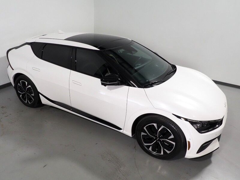 2023 Kia EV6 GT-Line *HEADS-UP DISPLAY, NAVIGATION, ADAPTIVE CRUISE, SAFETY ALERTS, 360 VIEW CAMERAS, MOONROOF, CLIMATE SEATS, 19 INCH WHEELS, MERIDIAN AUDIO, WIRELESS CHARGING, ANDROID & APPLE Round Rock TX