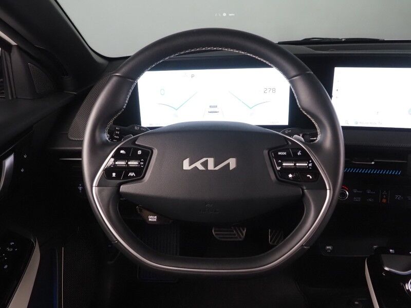 2023 Kia EV6 GT-Line *HEADS-UP DISPLAY, NAVIGATION, ADAPTIVE CRUISE, SAFETY ALERTS, 360 VIEW CAMERAS, MOONROOF, CLIMATE SEATS, 19 INCH WHEELS, MERIDIAN AUDIO, WIRELESS CHARGING, ANDROID & APPLE Round Rock TX