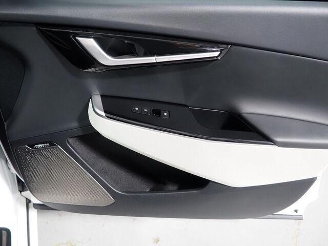 2023 Kia EV6 GT-Line *HEADS-UP DISPLAY, NAVIGATION, ADAPTIVE CRUISE, SAFETY ALERTS, 360 VIEW CAMERAS, MOONROOF, CLIMATE SEATS, 19 INCH WHEELS, MERIDIAN AUDIO, WIRELESS CHARGING, ANDROID & APPLE Round Rock TX 2023 Kia EV6 GT-Line *HEADS-UP DISPLAY, NAVIGATION, ADAPTIVE CRUISE, SAFETY ALERTS, 360 VIEW CAMERAS, MOONROOF, CLIMATE SEATS, 19 INCH WHEELS, MERIDIAN AUDIO, WIRELESS CHARGING, ANDROID & APPLE Round Rock TX