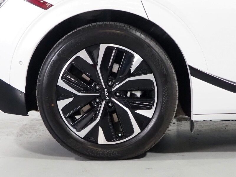 2023 Kia EV6 GT-Line *HEADS-UP DISPLAY, NAVIGATION, ADAPTIVE CRUISE, SAFETY ALERTS, 360 VIEW CAMERAS, MOONROOF, CLIMATE SEATS, 19 INCH WHEELS, MERIDIAN AUDIO, WIRELESS CHARGING, ANDROID & APPLE Round Rock TX