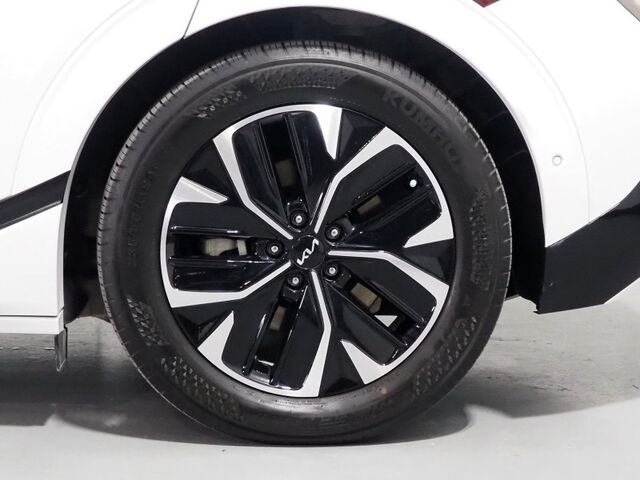 2023 Kia EV6 GT-Line *HEADS-UP DISPLAY, NAVIGATION, ADAPTIVE CRUISE, SAFETY ALERTS, 360 VIEW CAMERAS, MOONROOF, CLIMATE SEATS, 19 INCH WHEELS, MERIDIAN AUDIO, WIRELESS CHARGING, ANDROID & APPLE Round Rock TX 2023 Kia EV6 GT-Line *HEADS-UP DISPLAY, NAVIGATION, ADAPTIVE CRUISE, SAFETY ALERTS, 360 VIEW CAMERAS, MOONROOF, CLIMATE SEATS, 19 INCH WHEELS, MERIDIAN AUDIO, WIRELESS CHARGING, ANDROID & APPLE Round Rock TX