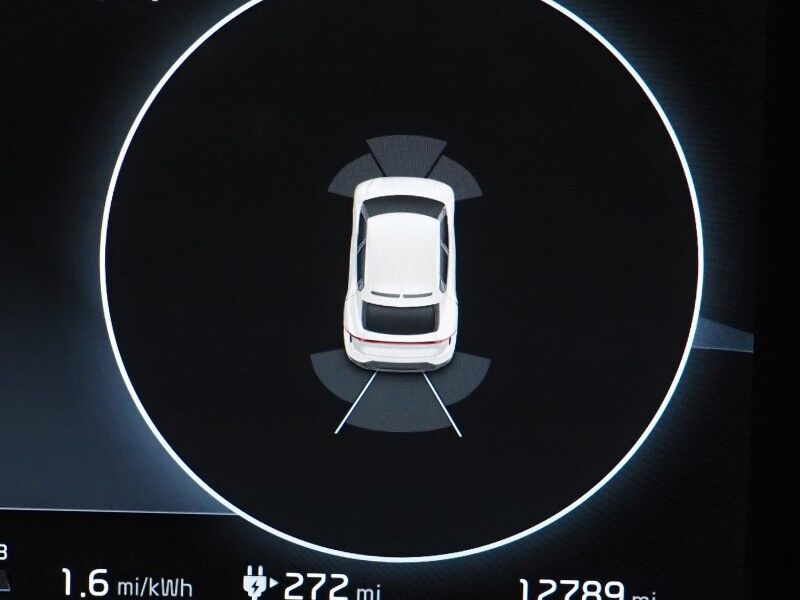 2023 Kia EV6 GT-Line *HEADS-UP DISPLAY, NAVIGATION, ADAPTIVE CRUISE, SAFETY ALERTS, 360 VIEW CAMERAS, MOONROOF, SUEDE LEATHER, CLIMATE SEATS, 19 INCH WHEELS, MERIDIAN AUDIO, WIRELESS CHARGING, ANDROID & APPLE Round Rock TX