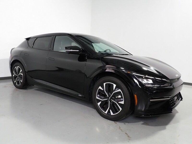 2023 Kia EV6 GT-Line *HEADS-UP DISPLAY, NAVIGATION, ADAPTIVE CRUISE, SAFETY ALERTS, 360 VIEW CAMERAS, MOONROOF, SUEDE LEATHER, CLIMATE SEATS, 19 INCH WHEELS, MERIDIAN AUDIO, WIRELESS CHARGING, ANDROID & APPLE Round Rock TX