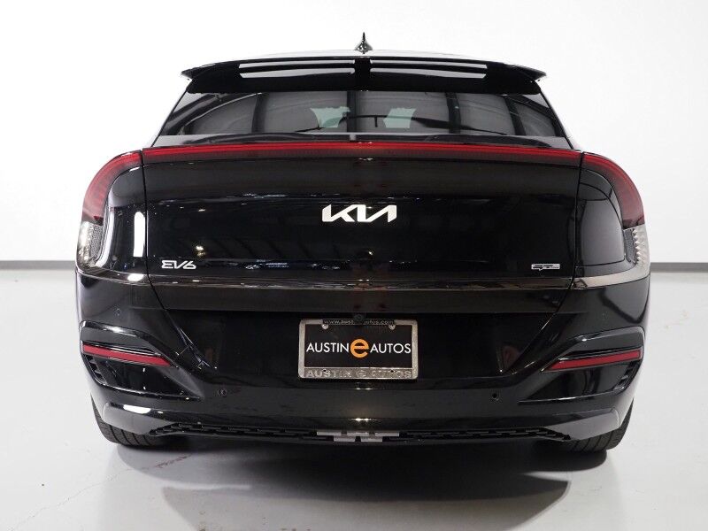 2023 Kia EV6 GT-Line *HEADS-UP DISPLAY, NAVIGATION, ADAPTIVE CRUISE, SAFETY ALERTS, 360 VIEW CAMERAS, MOONROOF, SUEDE LEATHER, CLIMATE SEATS, 19 INCH WHEELS, MERIDIAN AUDIO, WIRELESS CHARGING, ANDROID & APPLE Round Rock TX