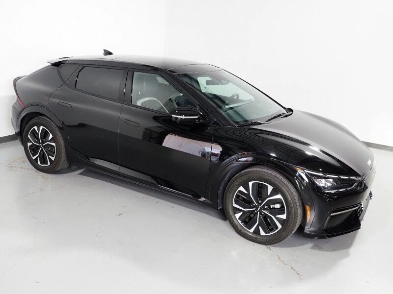 2023 Kia EV6 GT-Line *HEADS-UP DISPLAY, NAVIGATION, ADAPTIVE CRUISE, SAFETY ALERTS, 360 VIEW CAMERAS, MOONROOF, SUEDE LEATHER, CLIMATE SEATS, 19 INCH WHEELS, MERIDIAN AUDIO, WIRELESS CHARGING, ANDROID & APPLE Round Rock TX