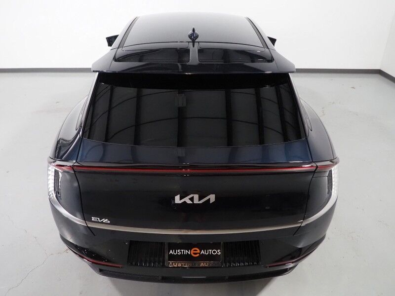 2023 Kia EV6 Wind (77 kWh Battery - 310 Mile Range) *NAVIGATION, SAFETY ALERTS, ADAPTIVE CRUISE, 360 VIEW CAMERAS, DIGITAL COCKPIT, VEGAN LEATHER, CLIMATE SEATS, WIRELESS CHARING, MERIDIAN AUDIO, APPLE CARPLAY Round Rock TX