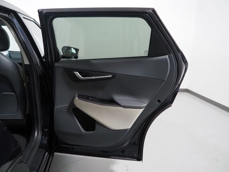 2023 Kia EV6 Wind (77 kWh Battery - 310 Mile Range) *NAVIGATION, SAFETY ALERTS, ADAPTIVE CRUISE, 360 VIEW CAMERAS, DIGITAL COCKPIT, VEGAN LEATHER, CLIMATE SEATS, WIRELESS CHARING, MERIDIAN AUDIO, APPLE CARPLAY Round Rock TX