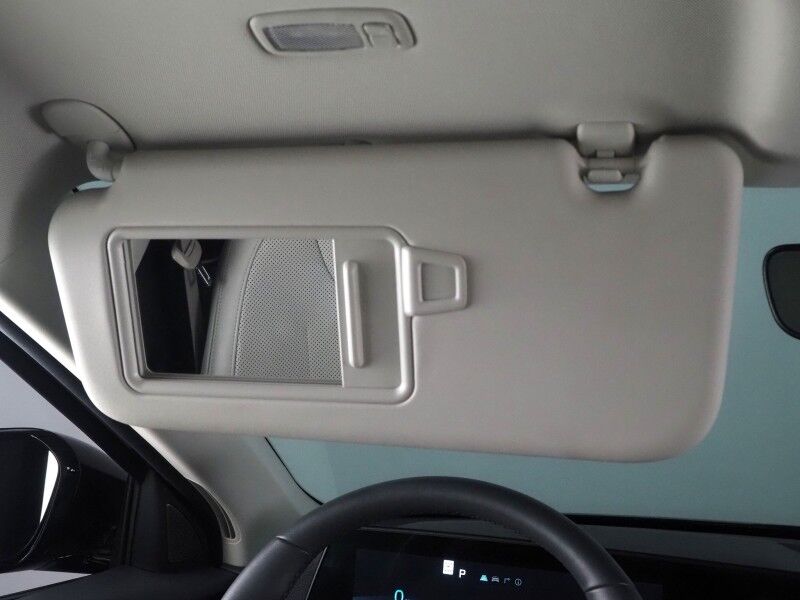 2023 Kia EV6 Wind (77 kWh Battery - 310 Mile Range) *NAVIGATION, SAFETY ALERTS, ADAPTIVE CRUISE, 360 VIEW CAMERAS, DIGITAL COCKPIT, VEGAN LEATHER, CLIMATE SEATS, WIRELESS CHARING, MERIDIAN AUDIO, APPLE CARPLAY Round Rock TX