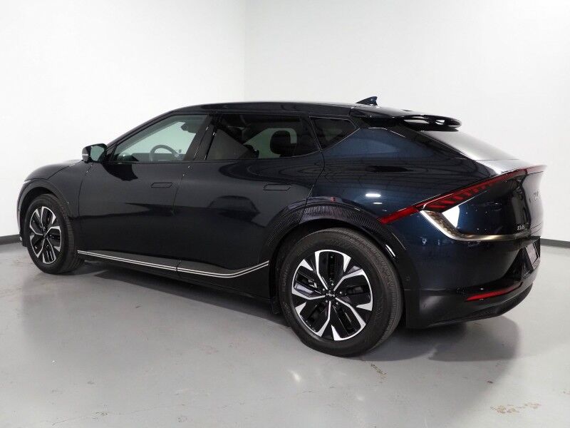 2023 Kia EV6 Wind (77 kWh Battery - 310 Mile Range) *NAVIGATION, SAFETY ALERTS, ADAPTIVE CRUISE, 360 VIEW CAMERAS, DIGITAL COCKPIT, VEGAN LEATHER, CLIMATE SEATS, WIRELESS CHARING, MERIDIAN AUDIO, APPLE CARPLAY Round Rock TX