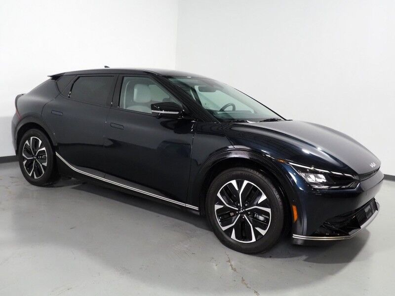 2023 Kia EV6 Wind (77 kWh Battery - 310 Mile Range) *NAVIGATION, SAFETY ALERTS, ADAPTIVE CRUISE, 360 VIEW CAMERAS, DIGITAL COCKPIT, VEGAN LEATHER, CLIMATE SEATS, WIRELESS CHARING, MERIDIAN AUDIO, APPLE CARPLAY
