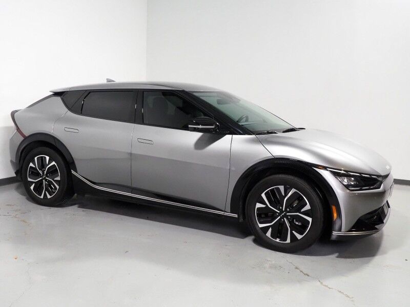 2023 Kia EV6 Wind *NAVIGATION, ADAPTIVE CRUISE, SAFETY ALERTS, BACKUP-CAMERA, DIGITAL COCKPIT, VEGAN LEATHER, CLIMATE SEATS, WIRELESS CHARGING, MERIDIAN AUDIO, ANDROID & APPLE