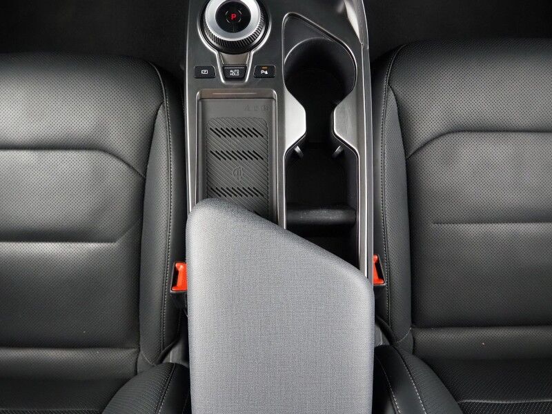 2023 Kia EV6 Wind *NAVIGATION, SAFETY ALERTS, ADAPTIVE CRUISE, 360 VIEW CAMERAS, DIGITAL COCKPIT, VEGAN LEATHER, CLIMATE SEATS, WIRELESS CHARGING, MERIDIAN AUDIO, ANDROID & APPLE Round Rock TX