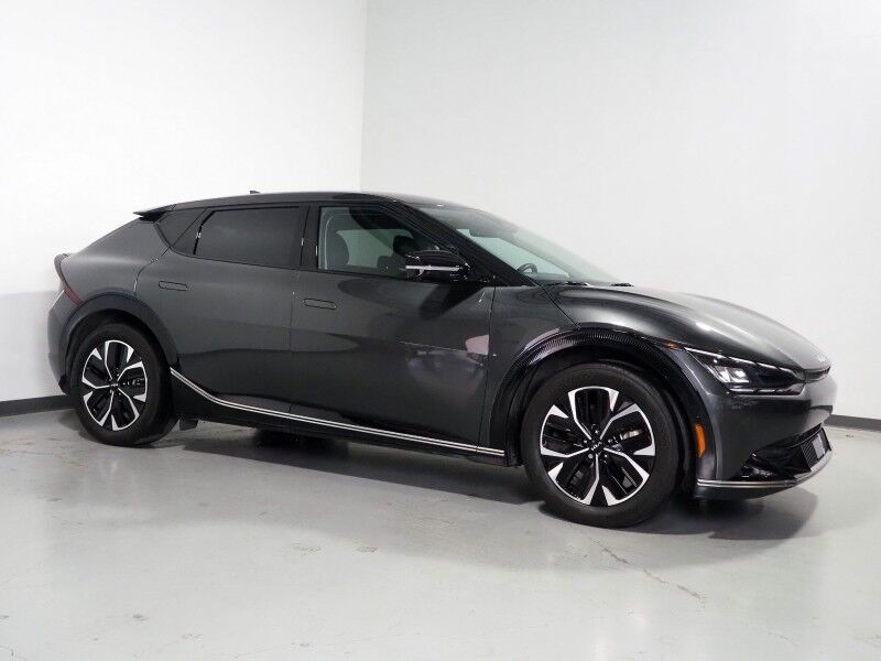 2023 Kia EV6 Wind *NAVIGATION, SAFETY ALERTS, ADAPTIVE CRUISE, 360 VIEW CAMERAS, DIGITAL COCKPIT, VEGAN LEATHER, CLIMATE SEATS, WIRELESS CHARGING, MERIDIAN AUDIO, ANDROID & APPLE