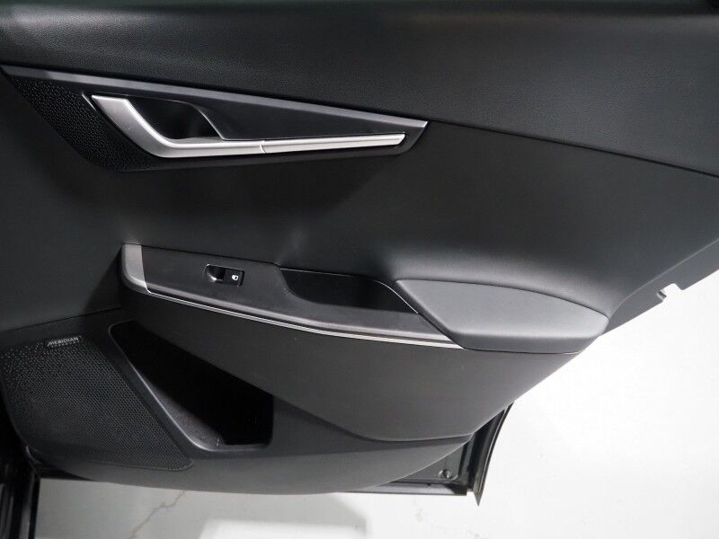 2023 Kia EV6 Wind *NAVIGATION, SAFETY ALERTS, ADAPTIVE CRUISE, 360 VIEW CAMERAS, DIGITAL COCKPIT, VEGAN LEATHER, CLIMATE SEATS, WIRELESS CHARGING, MERIDIAN AUDIO, ANDROID & APPLE Round Rock TX