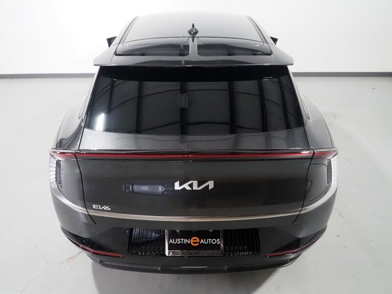2023 Kia EV6 Wind *NAVIGATION, SAFETY ALERTS, ADAPTIVE CRUISE, 360 VIEW CAMERAS, DIGITAL COCKPIT, VEGAN LEATHER, CLIMATE SEATS, WIRELESS CHARGING, MERIDIAN AUDIO, ANDROID & APPLE Round Rock TX