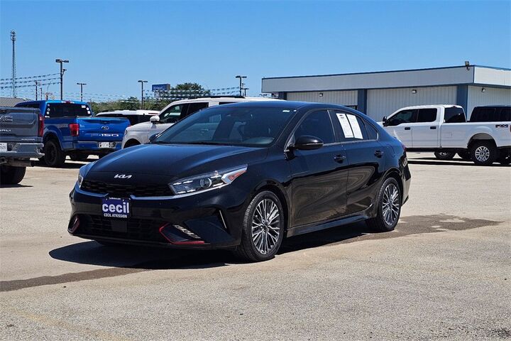2023 Kia Forte GT-Line  TX